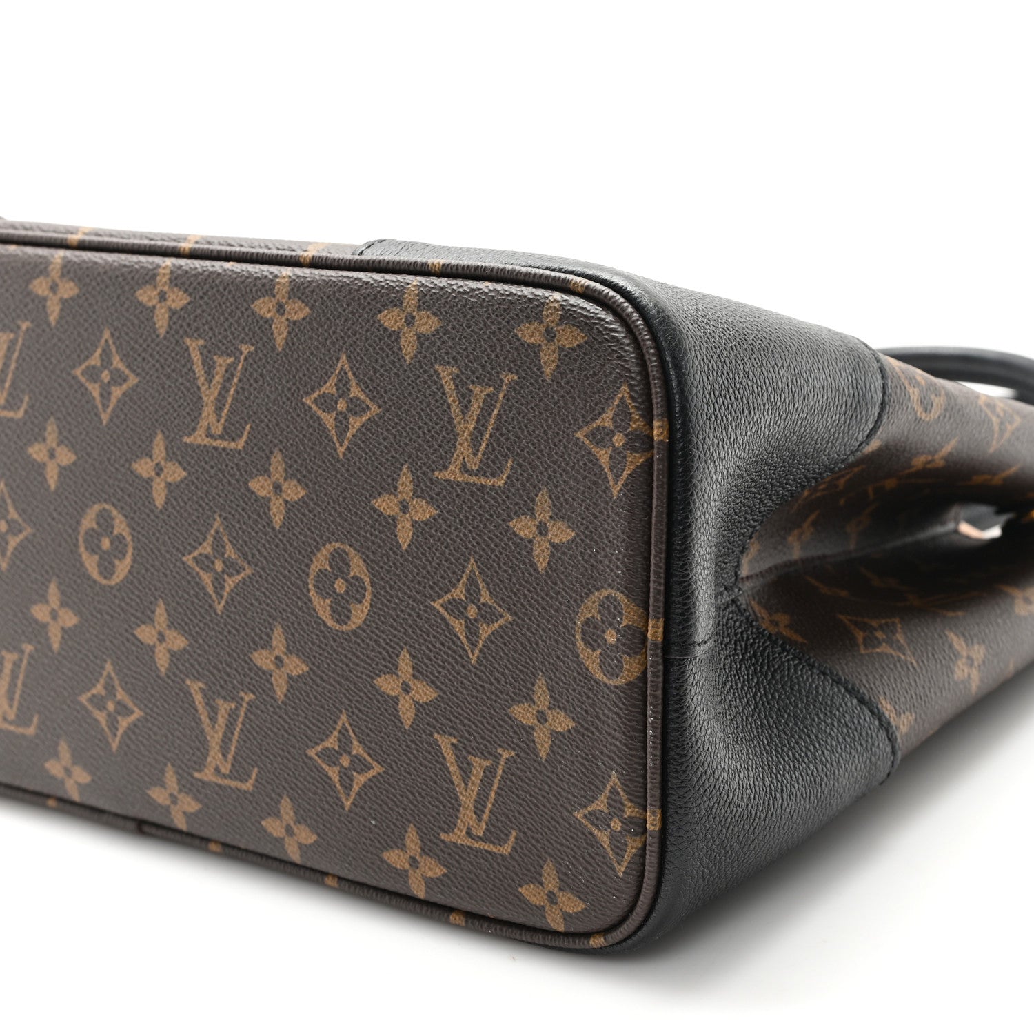 Monogram Flandrin Black