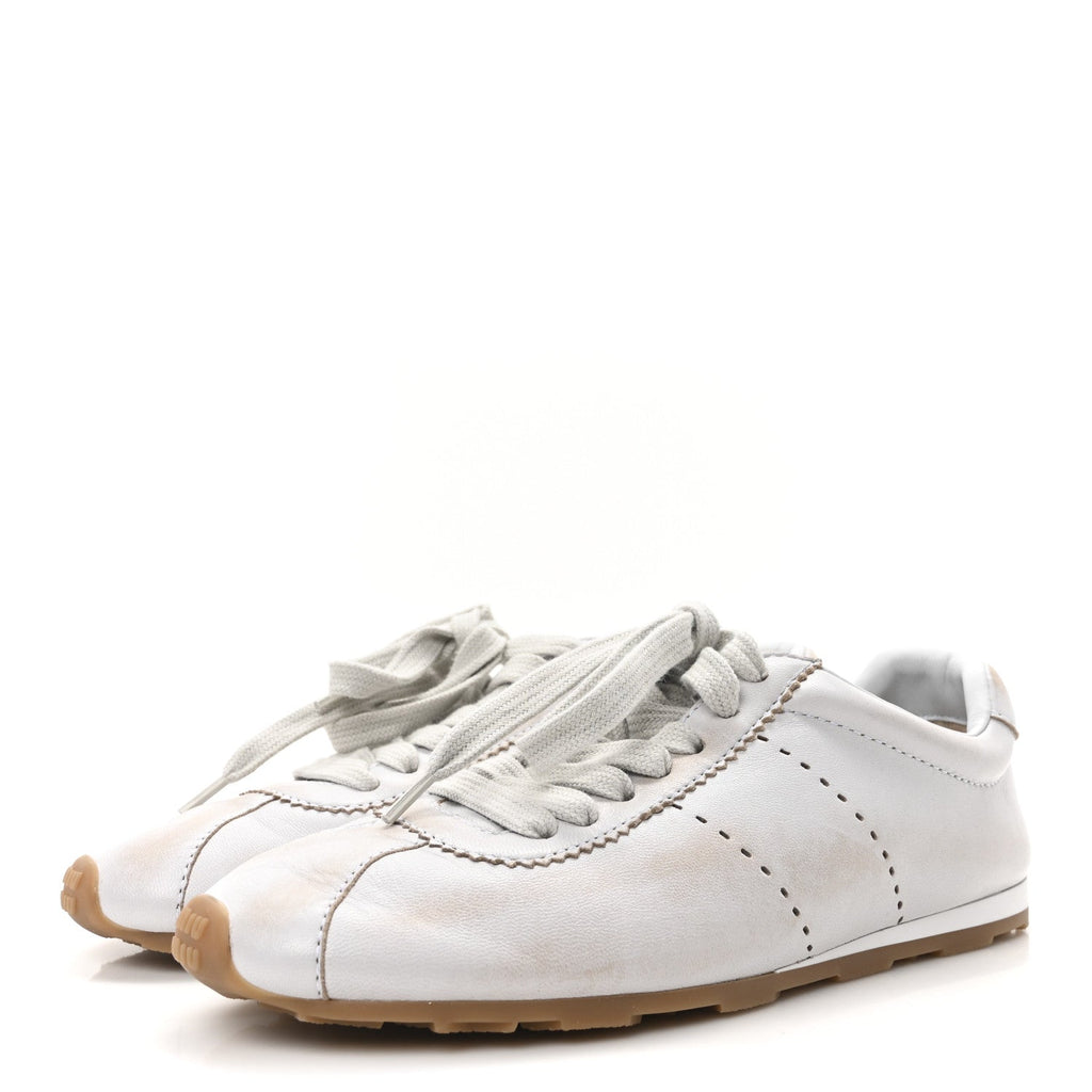 Bleached Calfskin Womens Plume Low Top Sneakers 37 White