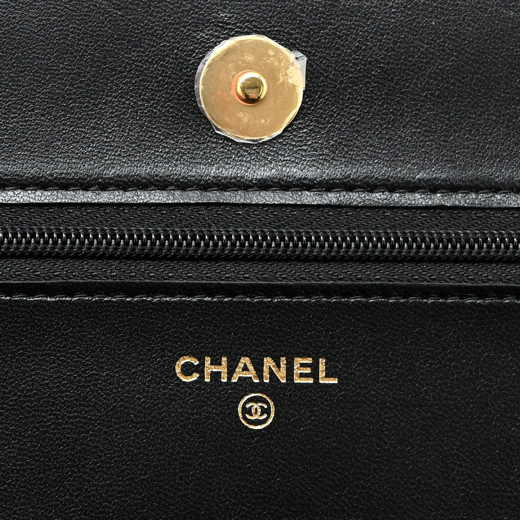 Lambskin Quilted Enamel Coco Casino Wallet On Chain WOC Black