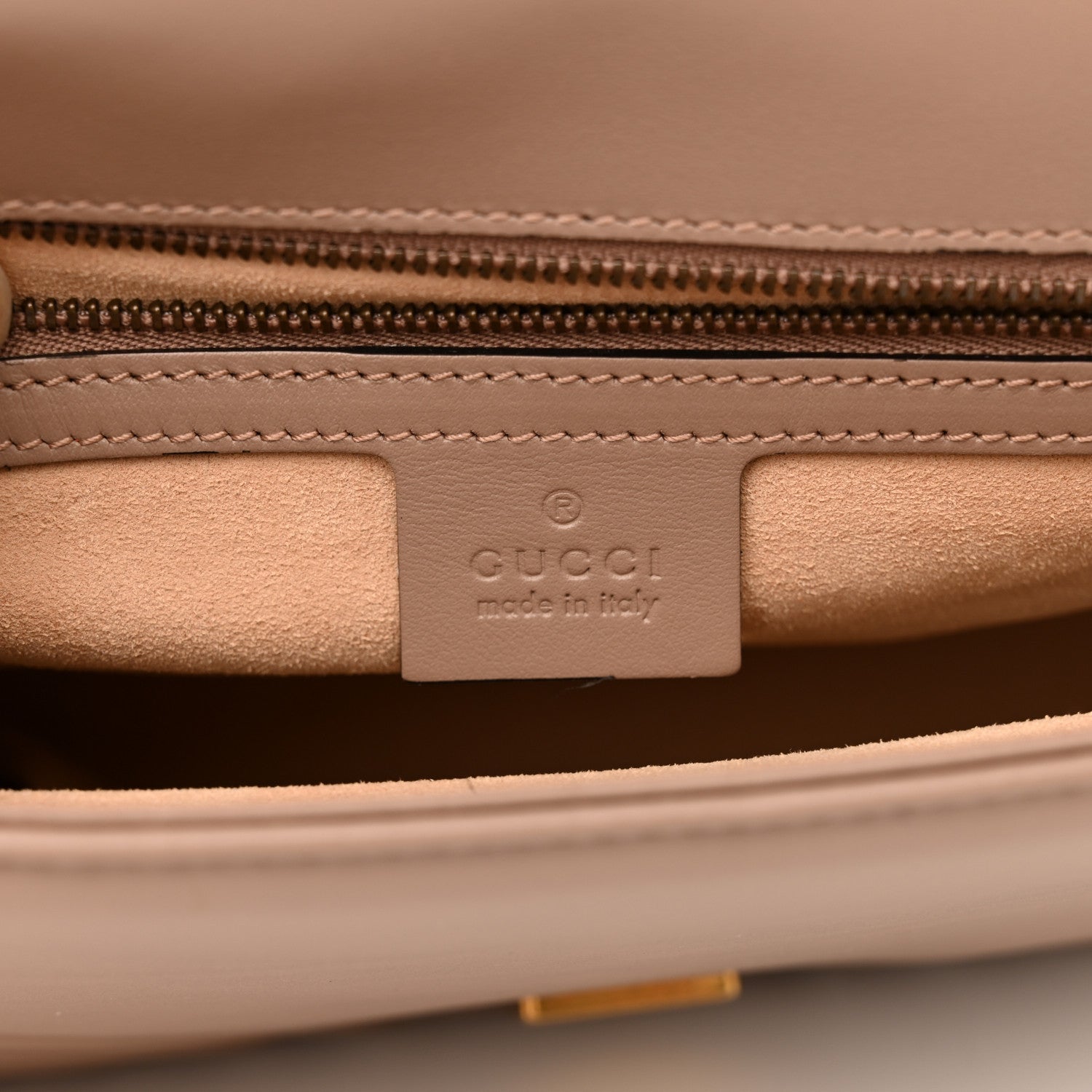 Calfskin Matelasse Small GG Marmont Top Handle Shoulder Bag Porcelain Rose