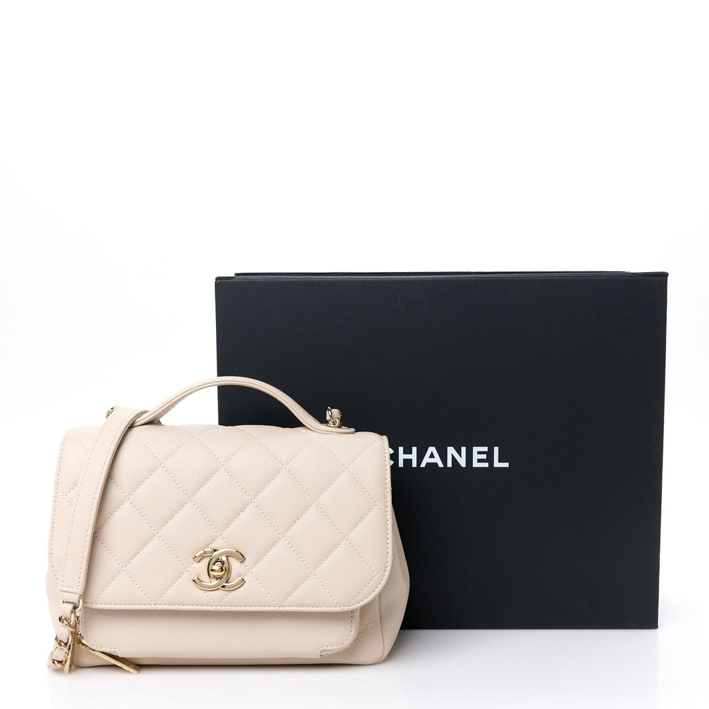 Caviar Quilted Medium Business Affinity Flap Light Beige