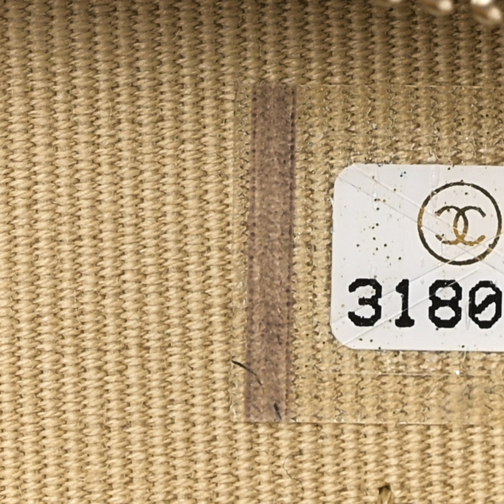 Lambskin Quilted CC Pearl Crush Camera Case Grey