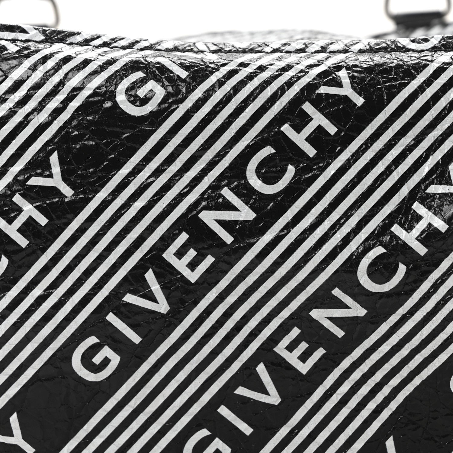 Lambskin Small Logo Pandora Black