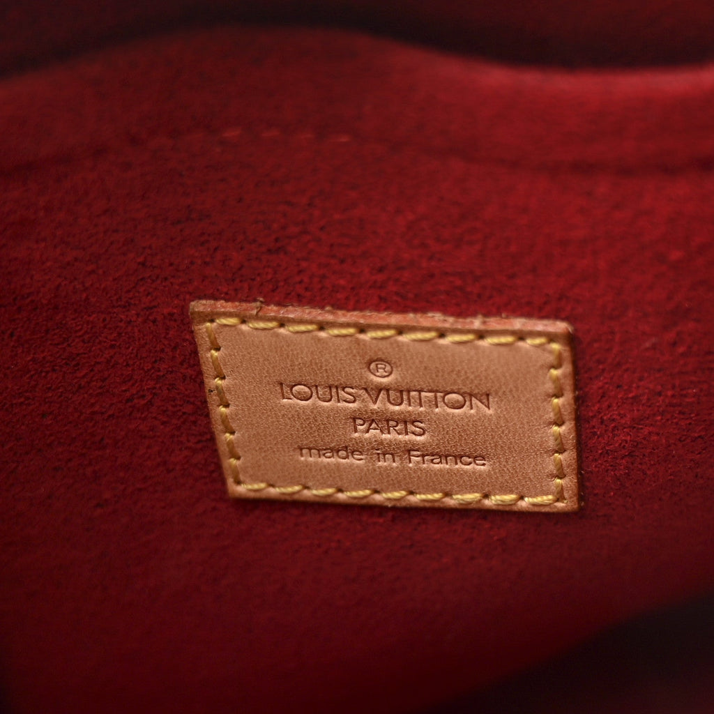 Monogram Croissant MM