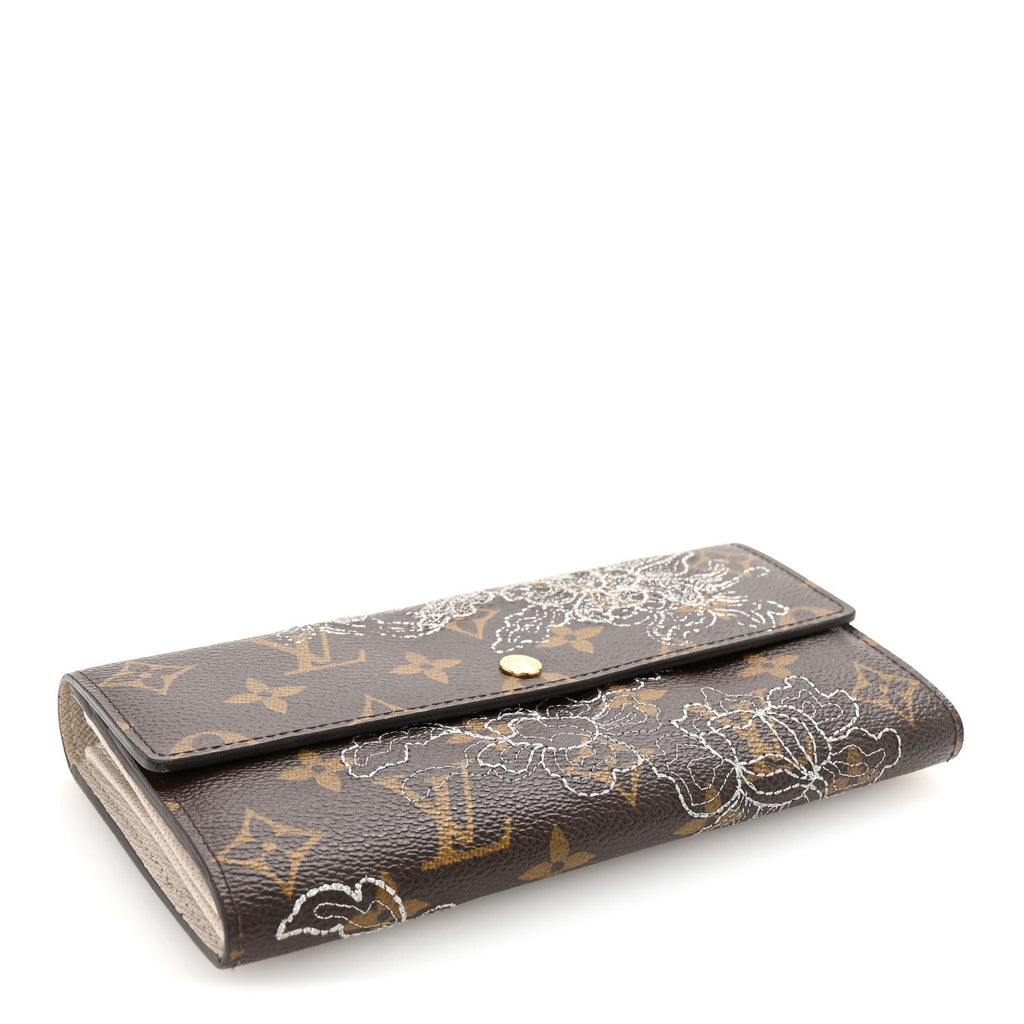 Monogram Dentelle Sarah Wallet Silver