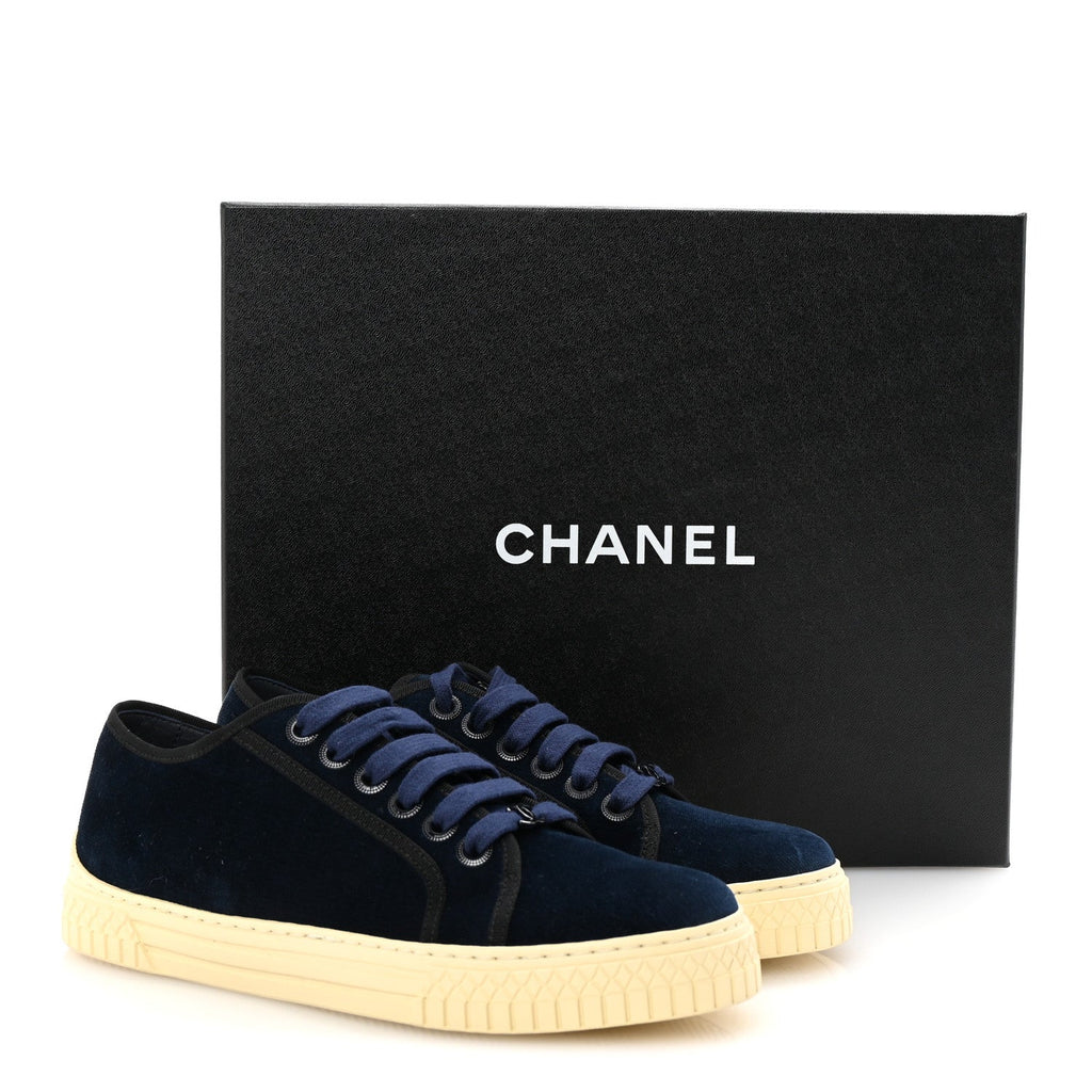 Crepe Suede Lace Up Sneakers 35.5 Navy