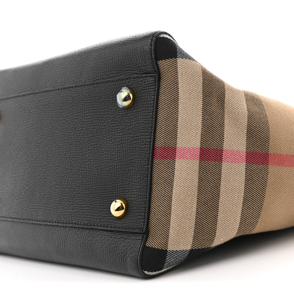 Grainy Calfskin House Check Small Canterbury Black