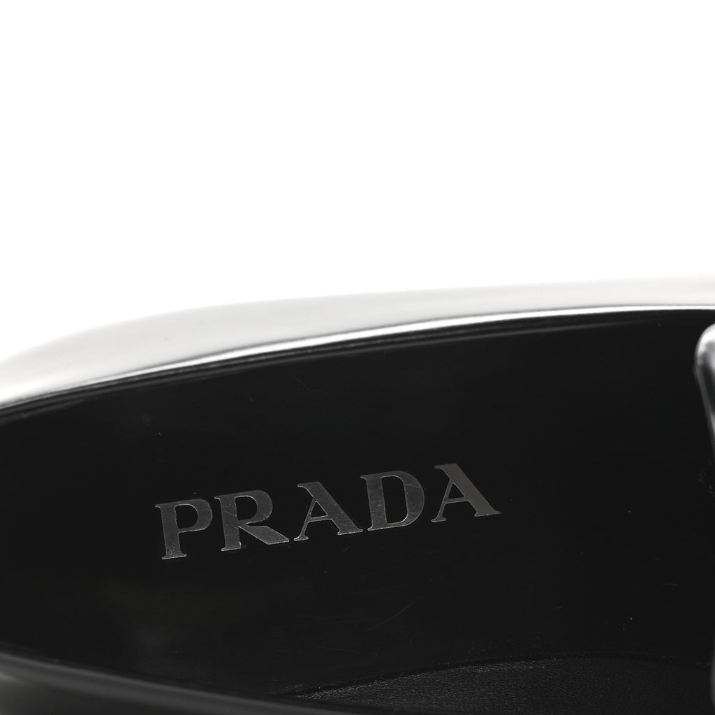 Brushed Calfskin Metal Triangle Logo 20mm Loafers 36.5 Black