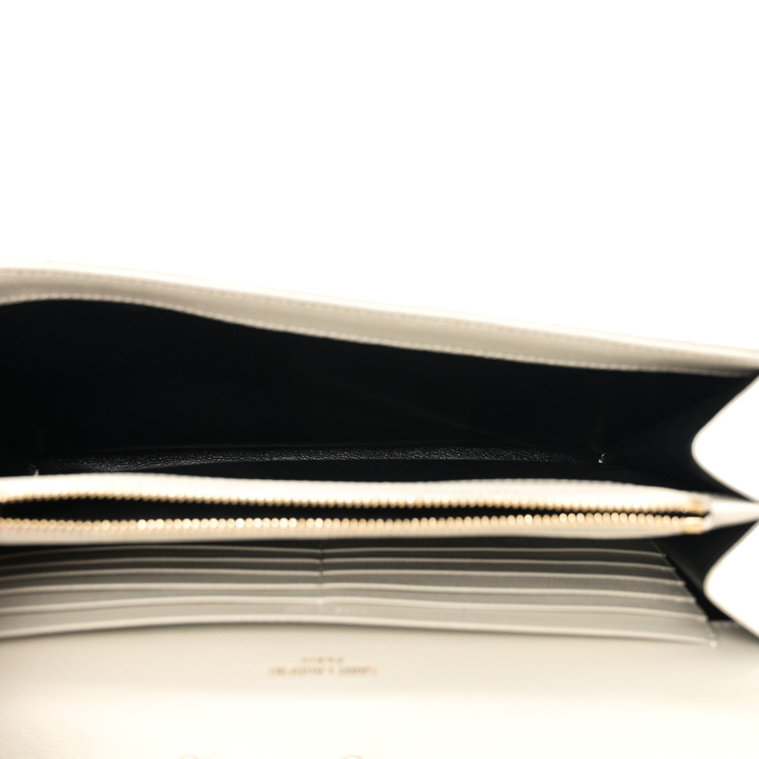 Grain De Poudre Matelasse Chevron Monogram Chain Wallet Crema Soft