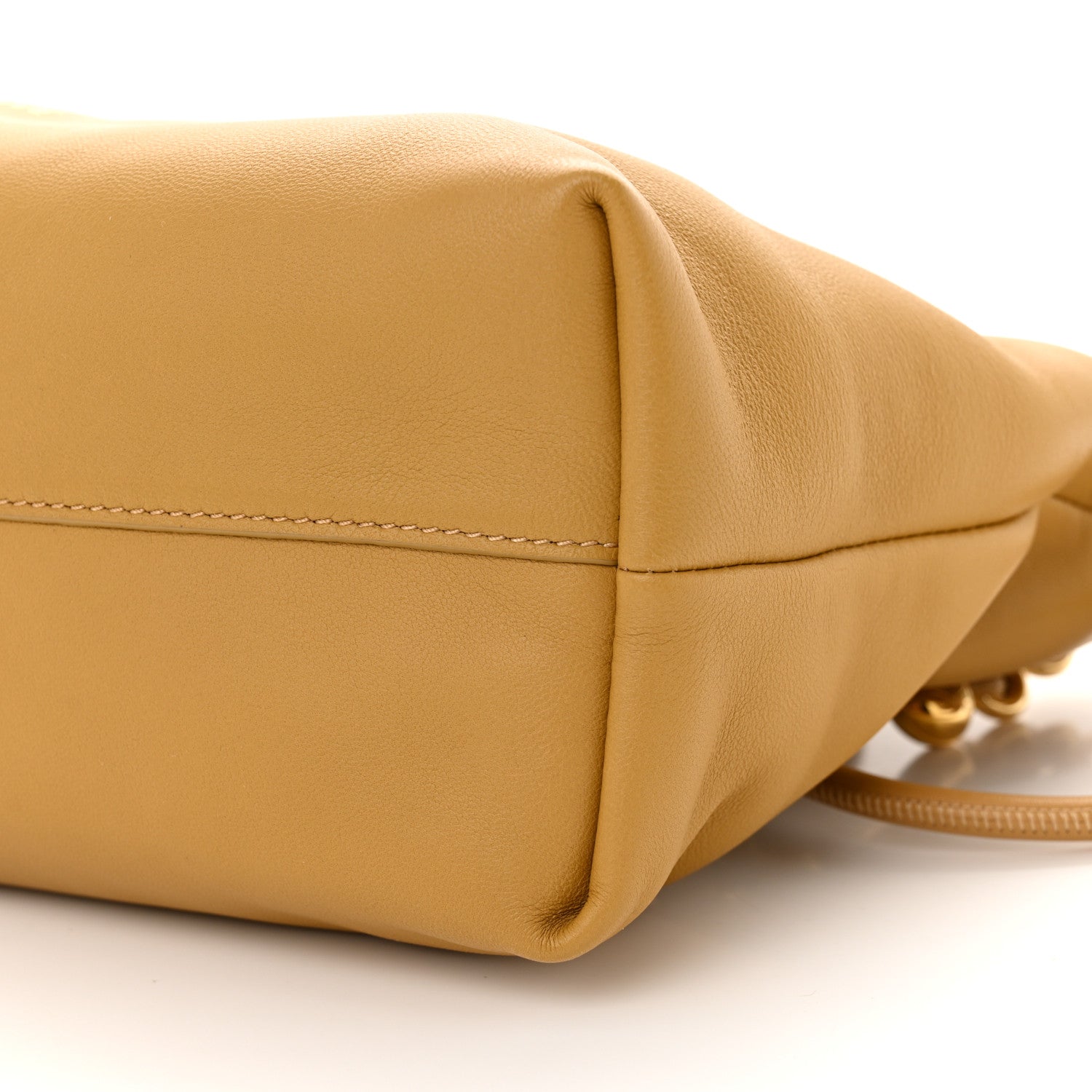 Mellow Nappa Donut Medium Chain Flamenco Knot Clutch Sahara