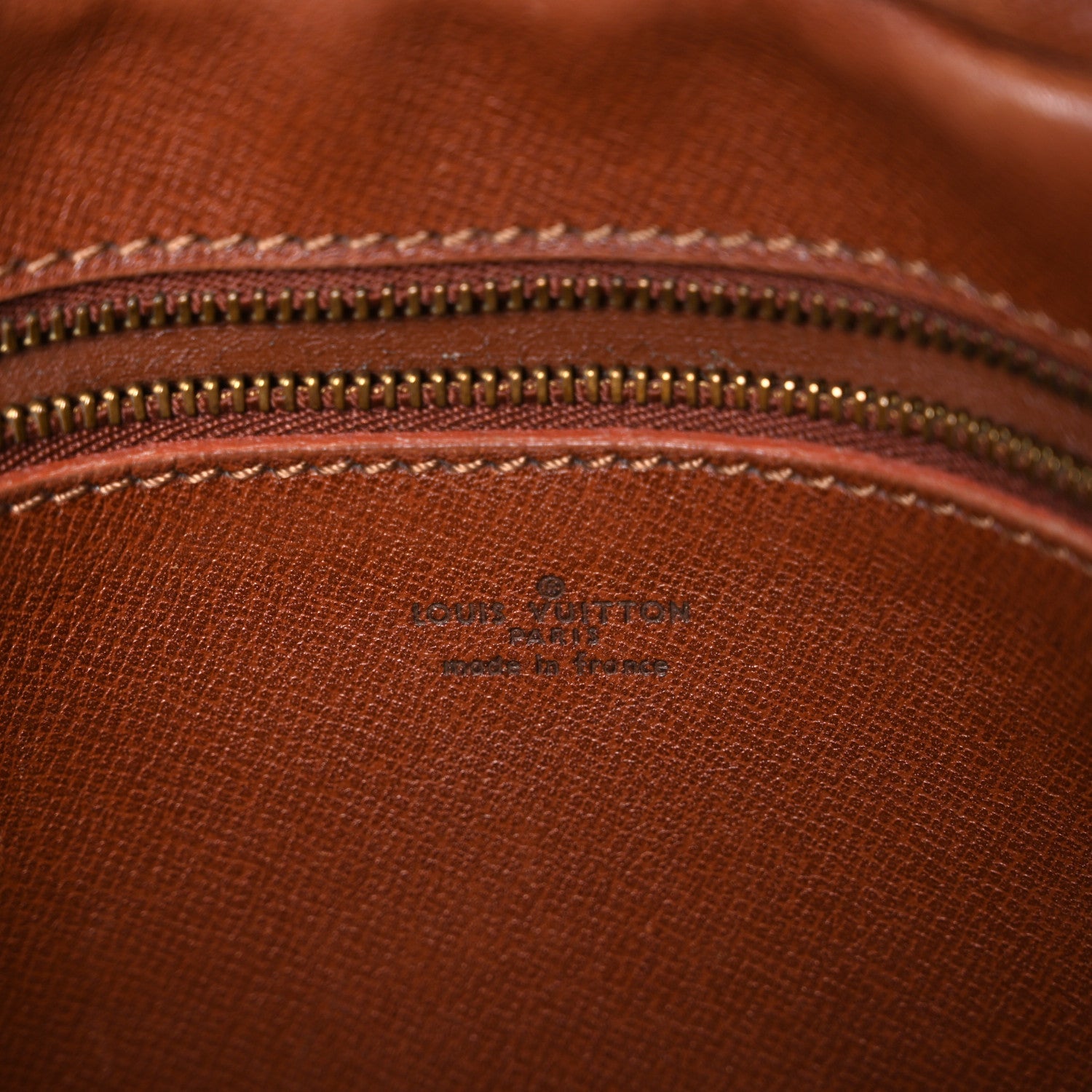 Monogram Jeune Fille