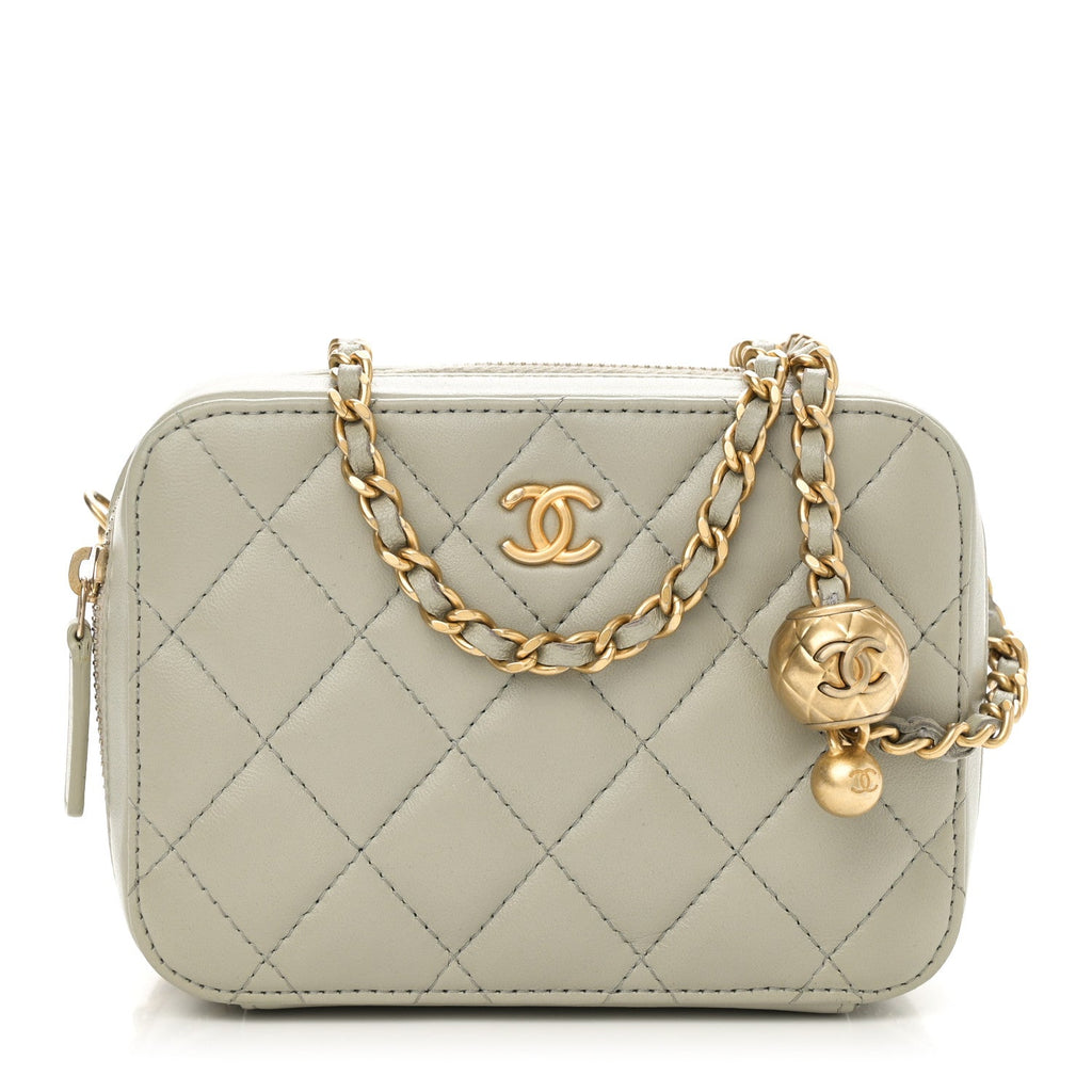 Lambskin Quilted CC Pearl Crush Camera Case Grey