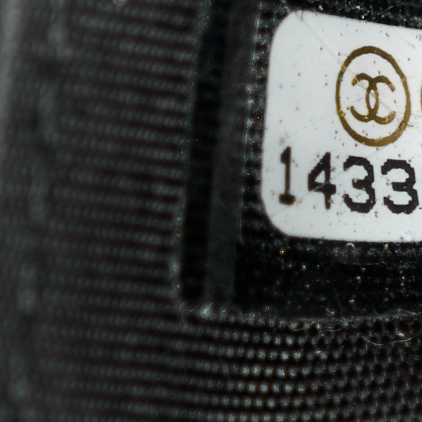 Caviar Timeless CC Wallet on Chain WOC Black