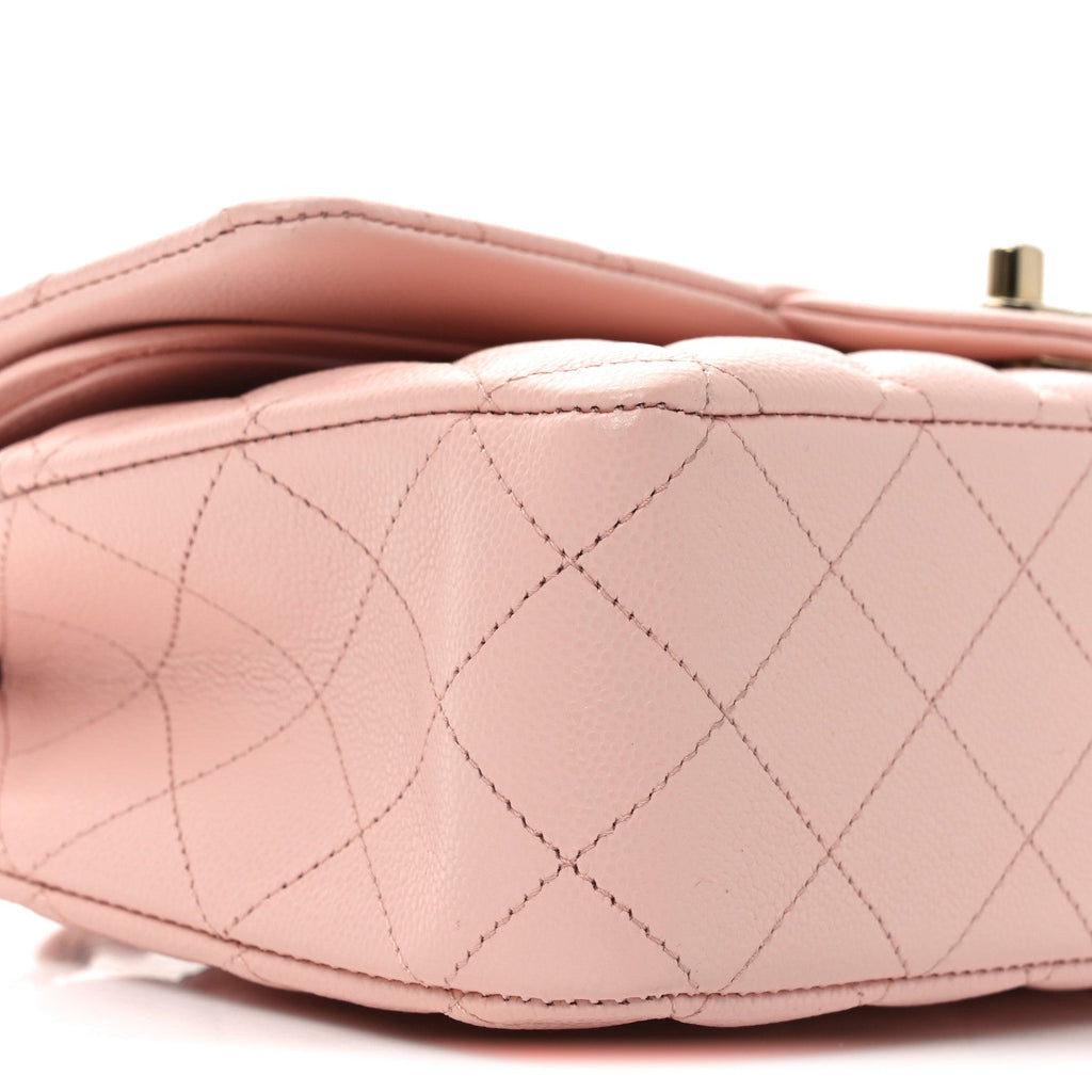Caviar Quilted Medium Double Flap Light Pink
