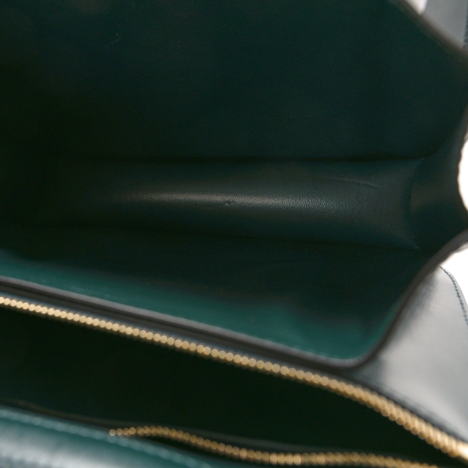 Box Calfskin Classic Box Medium Flap Bag Amazone