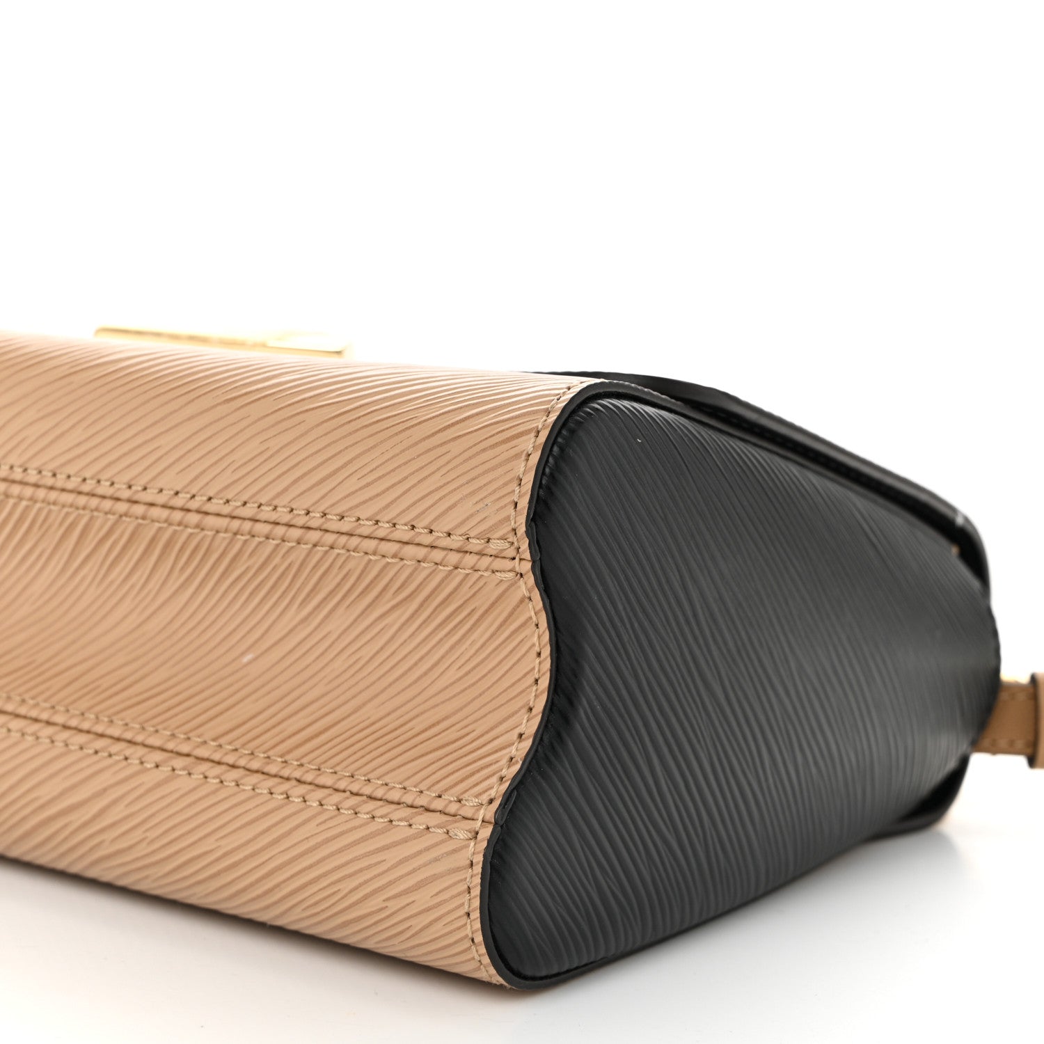 Epi Twist Shoulder Bag MM Camel