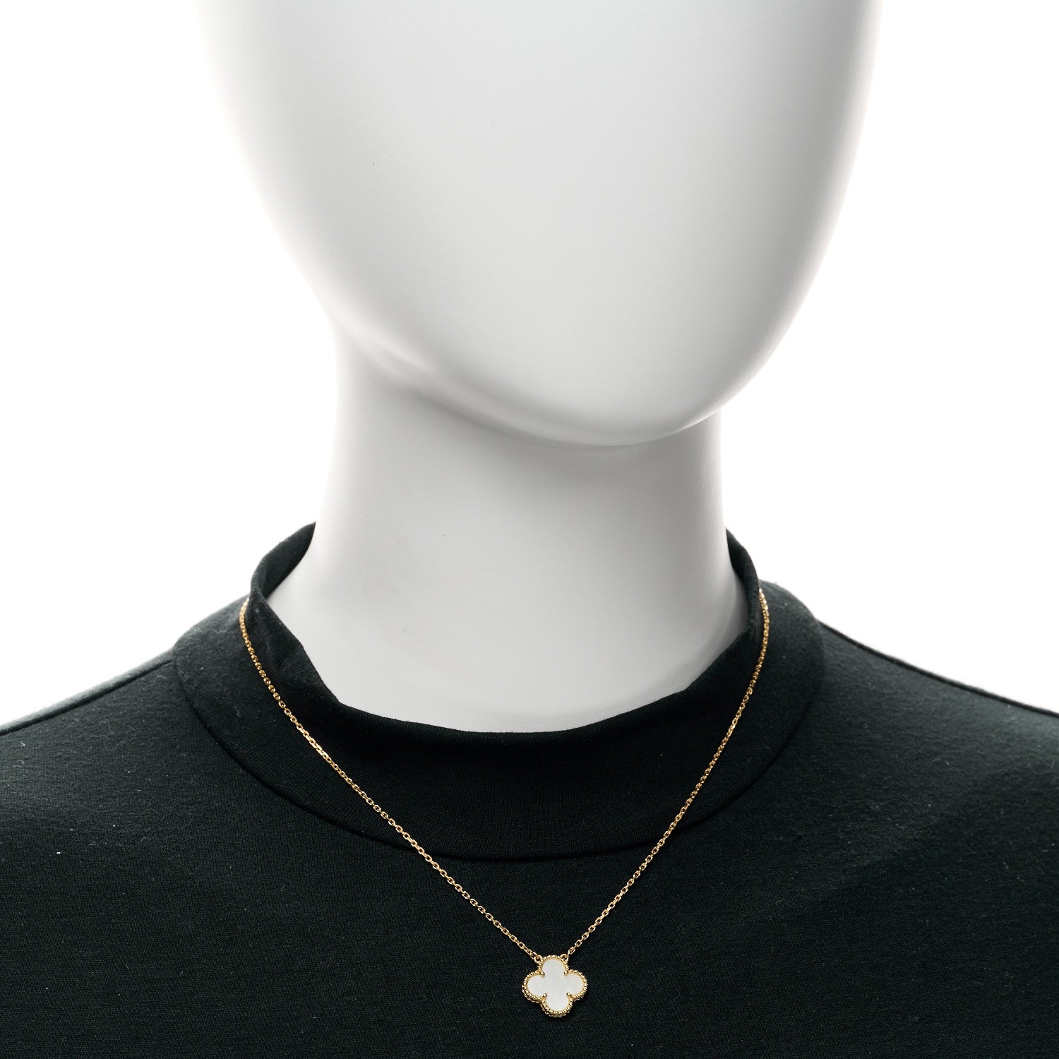 18K Yellow Gold Mother of Pearl Vintage Alhambra Pendant Necklace