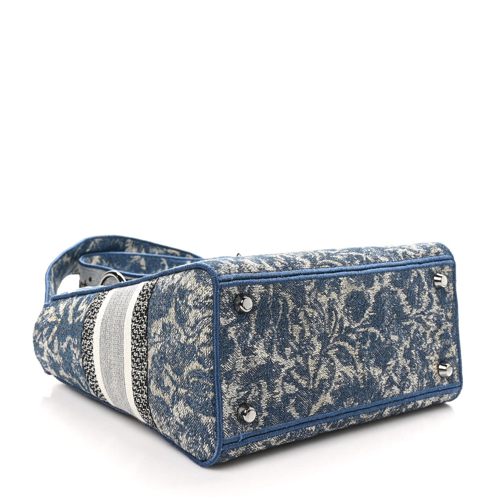 Canvas Embroidered Brocart Medium Lady D-Lite  Blue