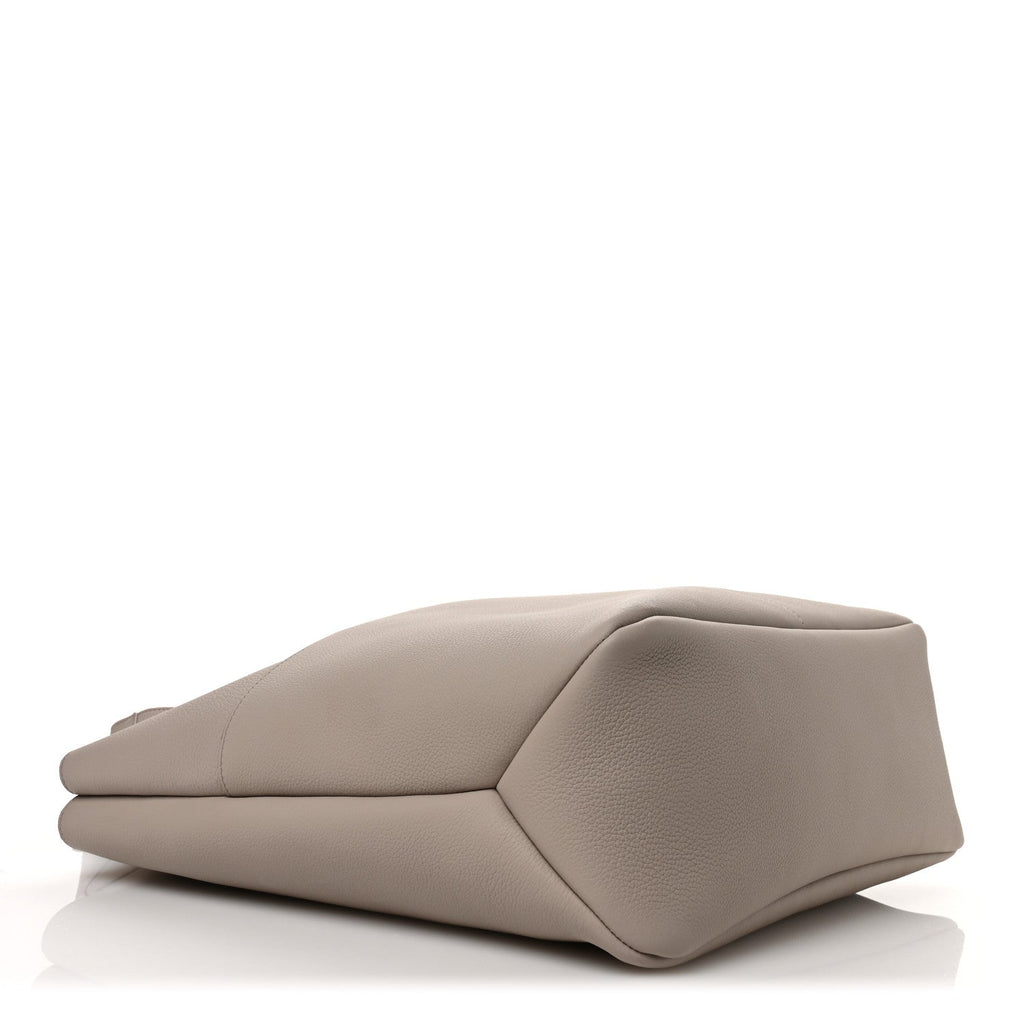 Icons Calfskin Privé Tote Beige