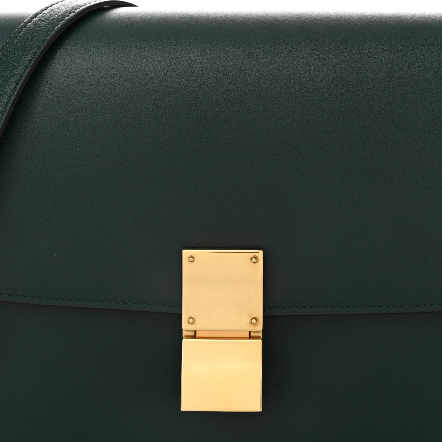 Box Calfskin Medium Classic Box Flap Bag Amazone