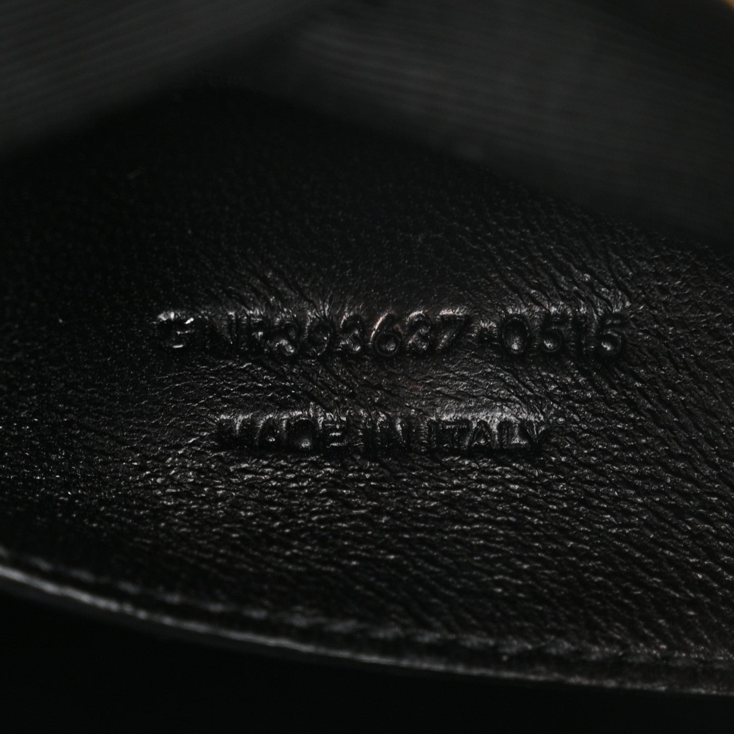 Grain De Poudre Medium Classic Monogram Camera Bag Black