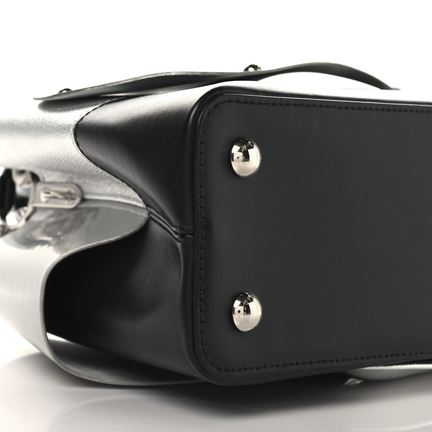 Calfskin Liu Wei Artycapucines Capucines PM Black Silver