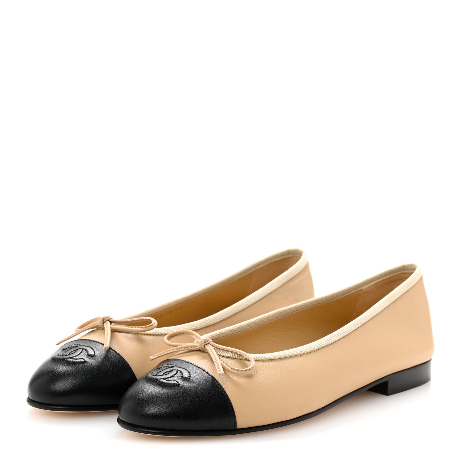 Lambskin Cap Toe CC Ballerina Flats 38 Beige Black