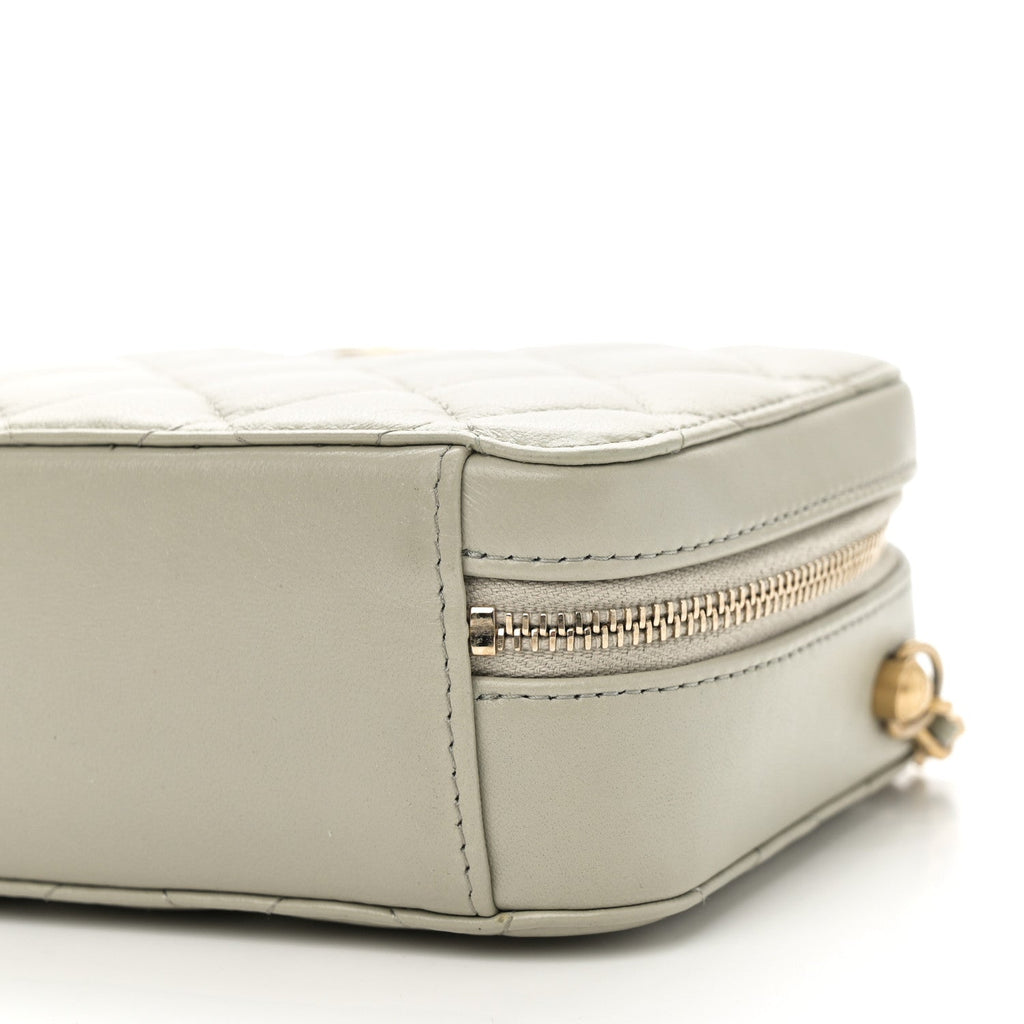 Lambskin Quilted CC Pearl Crush Camera Case Grey