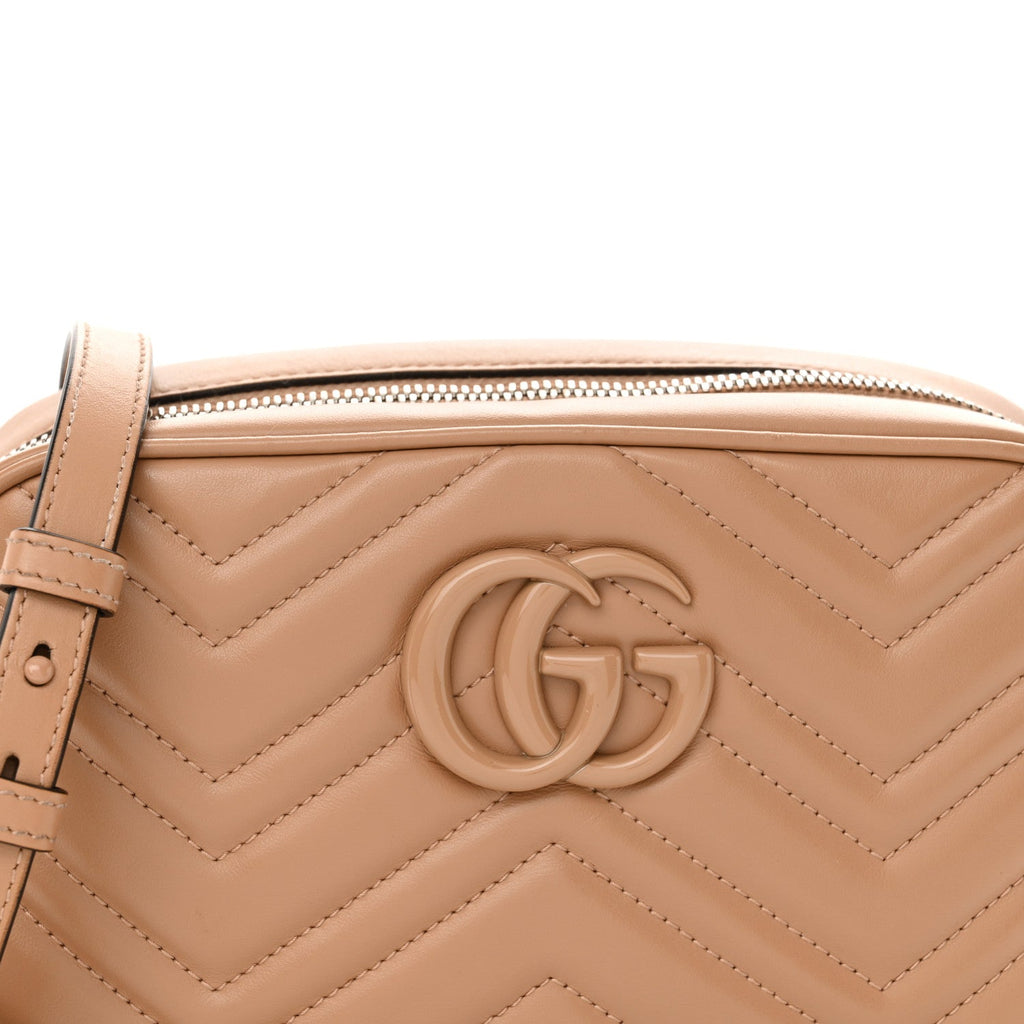 Calfskin Matelasse Monochrome Small GG Marmont Chain Shoulder Bag Camelia