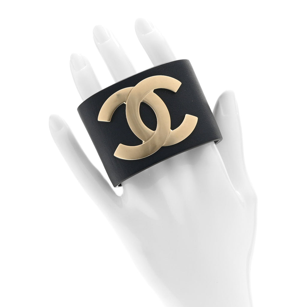 Calfskin CC Wide Cuff S Navy