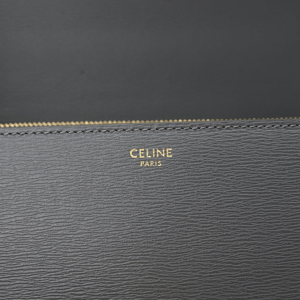 Liege Calfskin Medium Classic Box Flap Bag Grey