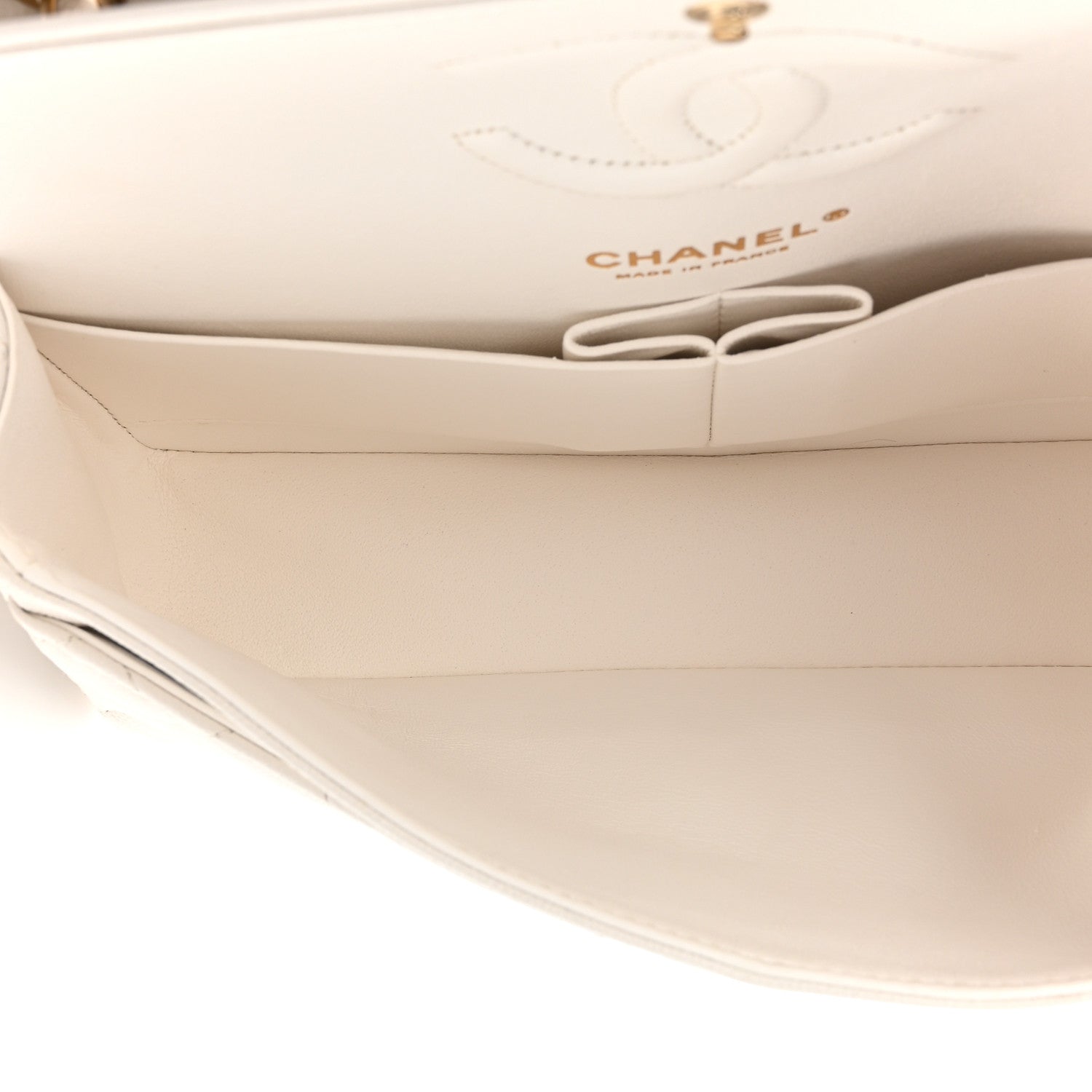 Caviar Quilted Medium Double Flap White