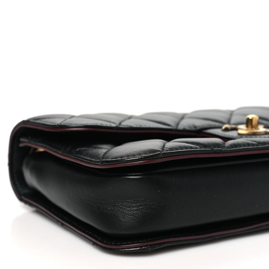 Glazed Calfskin Quilted Medium Perfect Edge Flap Black