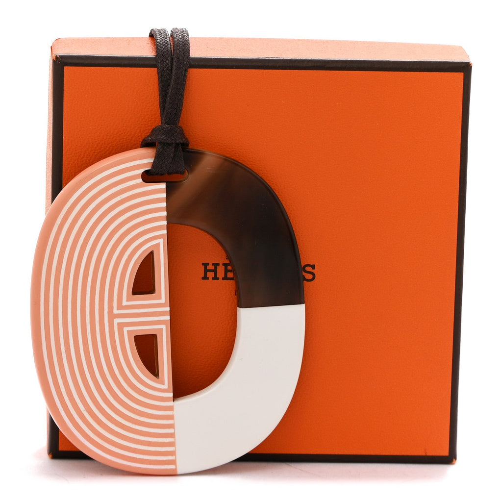 Buffalo Horn Lacquer Lift Remix Necklace PM Meringue