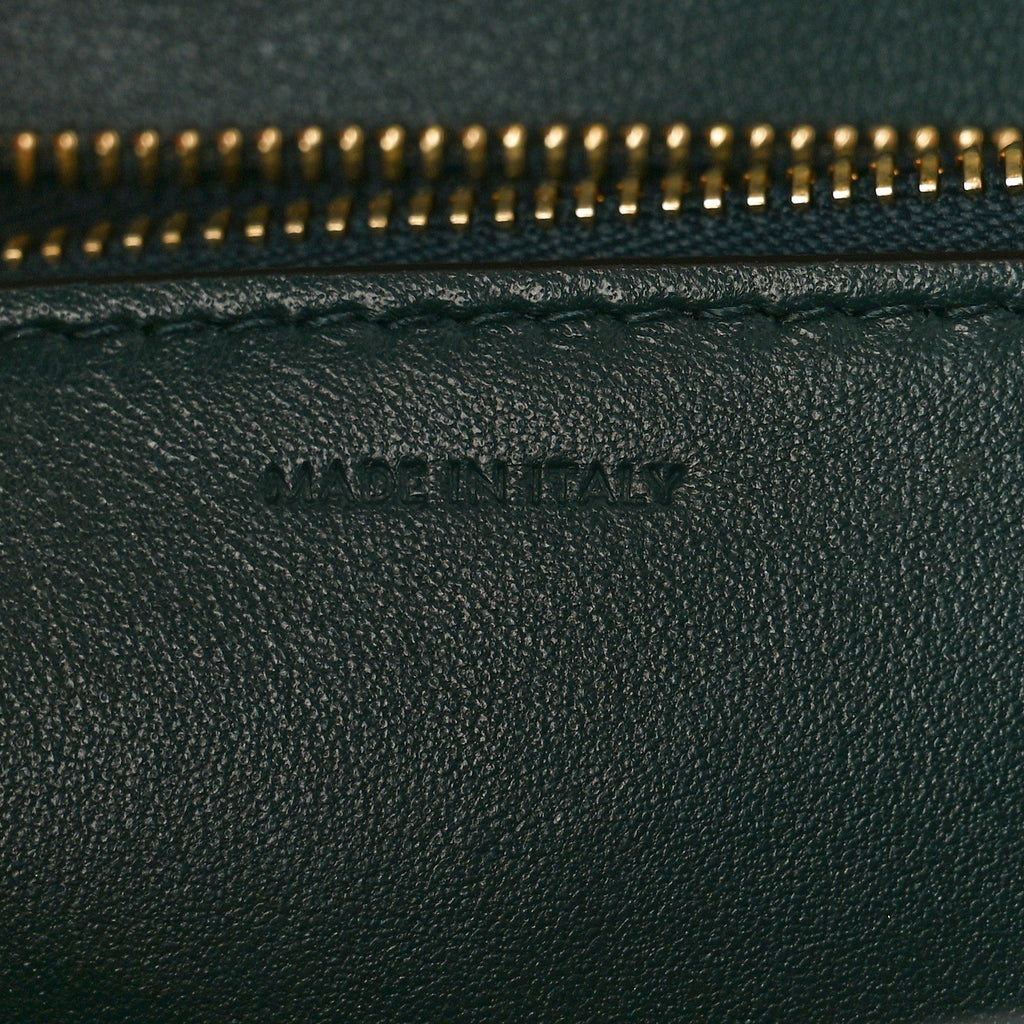 Box Calfskin Classic Box Medium Flap Bag Amazone