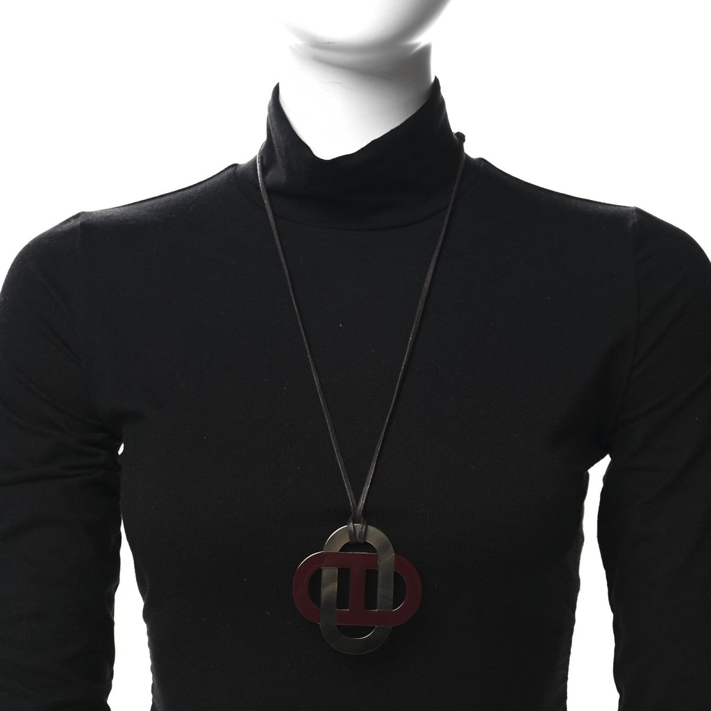 Buffalo Horn Lacquer Isatis Necklace