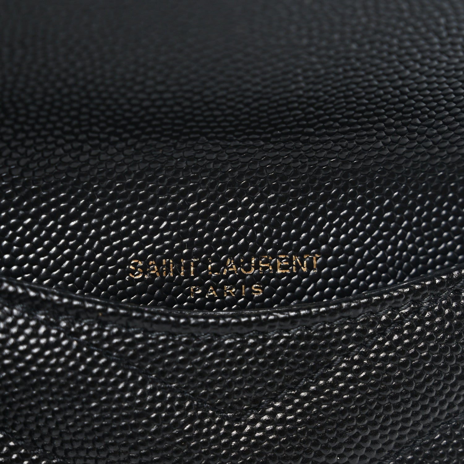 Grain De Poudre Matelasse Chevron Monogram Compact Wallet Black