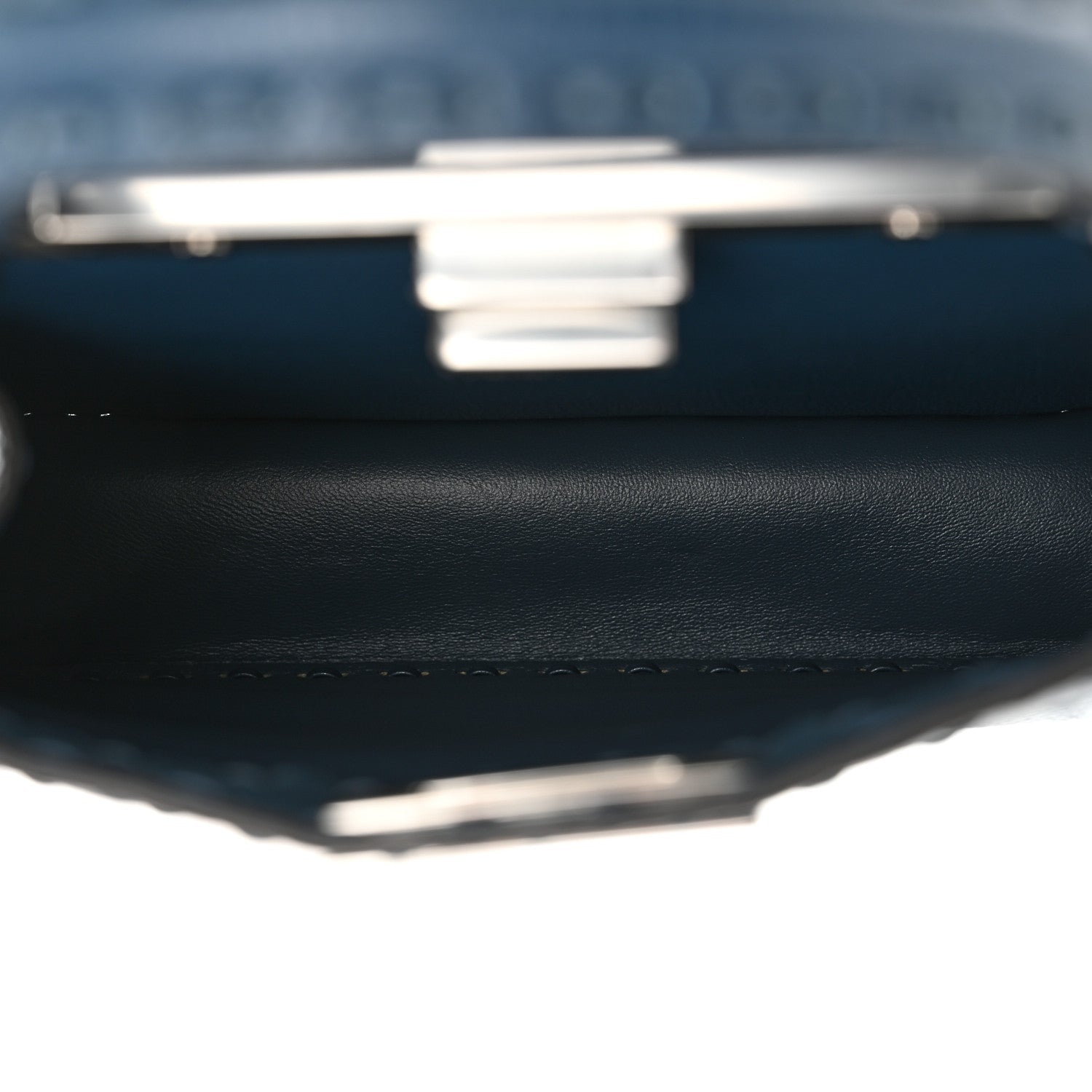 Cuoio Romano Selleria Chamois Small Peekaboo I SEE U Satchel Placca Argento