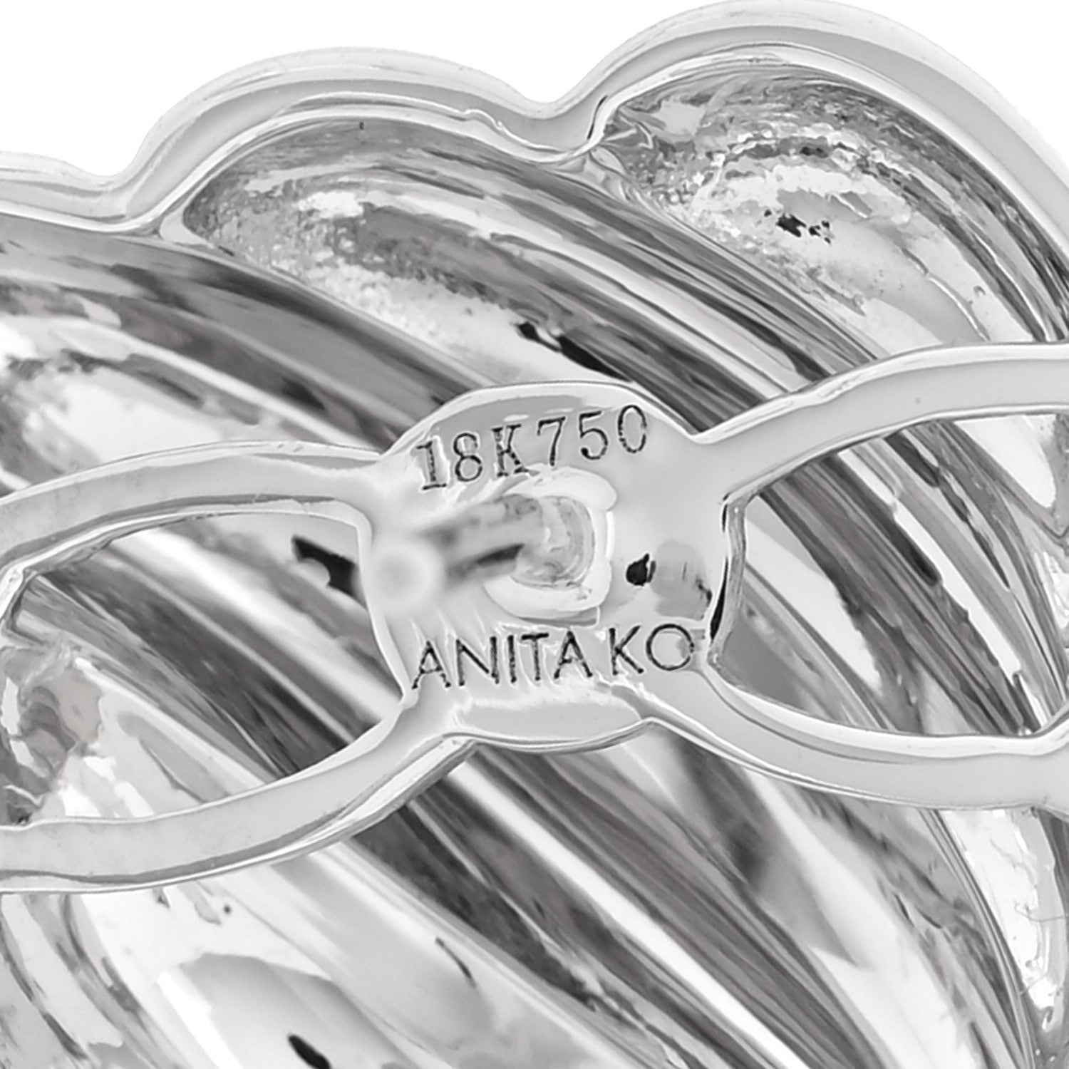 18K White Gold Croissant Earrings