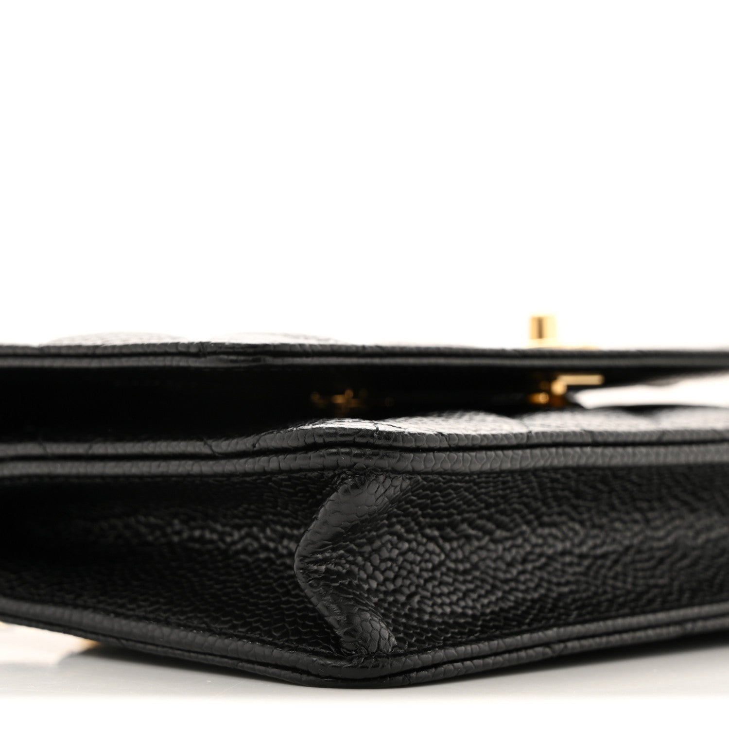 Caviar Quilted CC Turnlock Wallet On Chain WOC Black