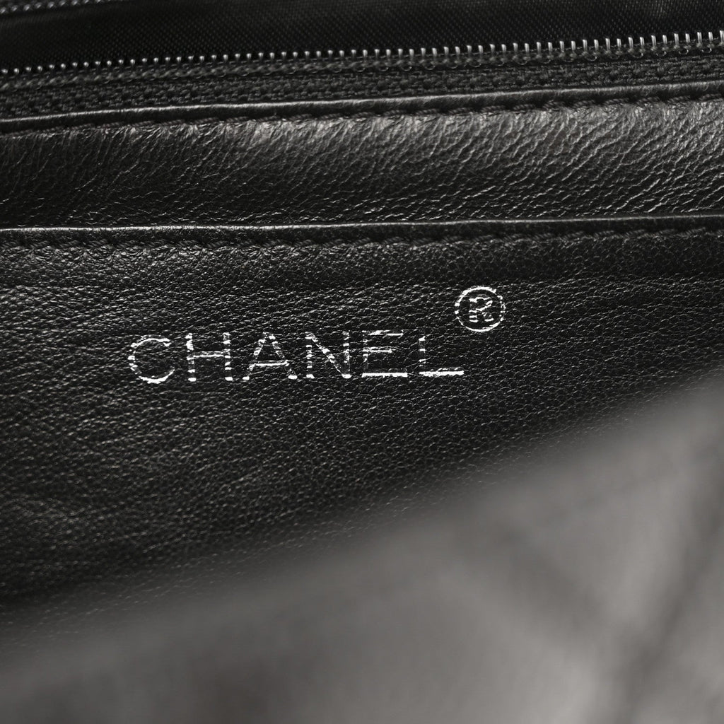 Caviar Quilted Jumbo Kelly Flap Black