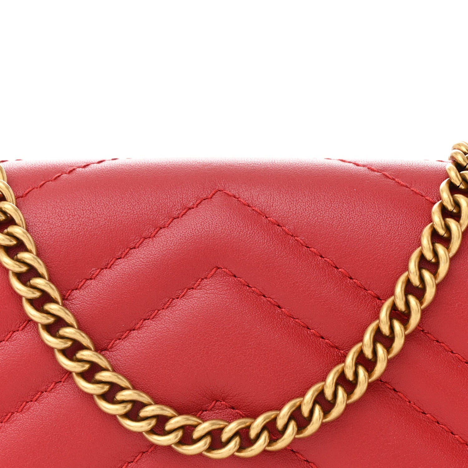 Calfskin Matelasse GG Marmont Mini Bag Hibiscus Red