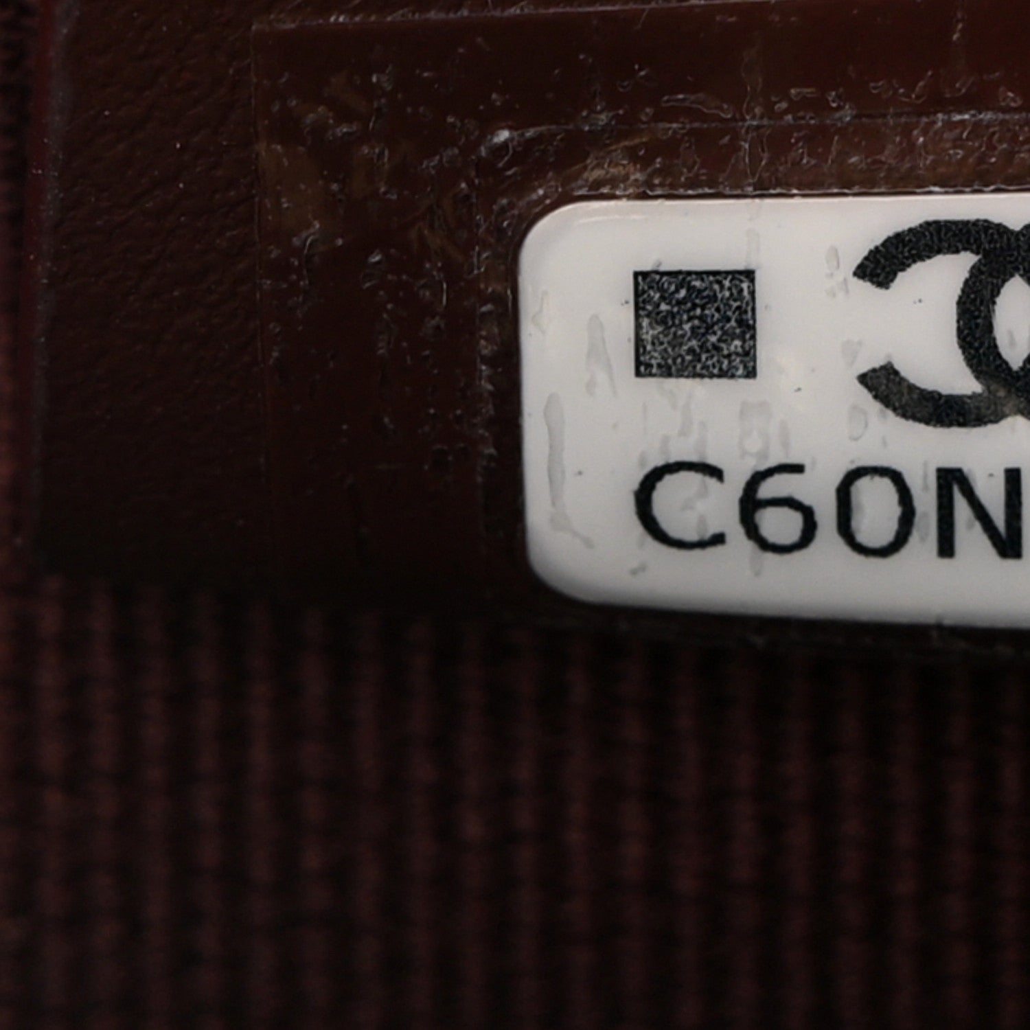 Caviar Quilted Barrel Clutch With Chain Black