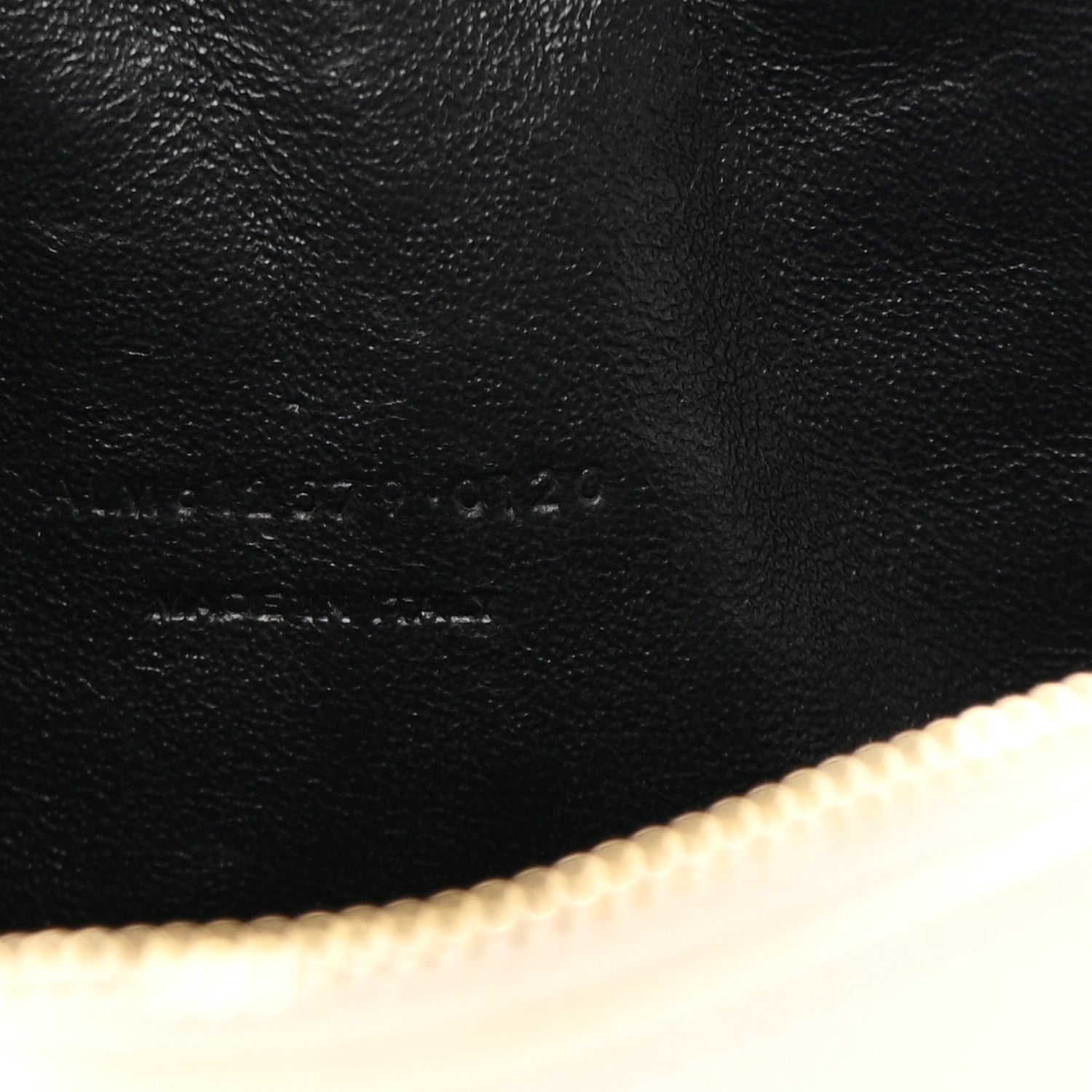 Grain De Poudre Matelasse Monogram Mini Lou Camera Bag Crema Soft