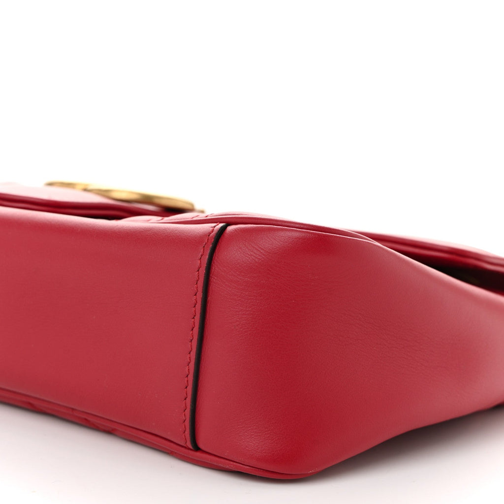 Calfskin Matelasse Small GG Marmont Shoulder Bag Hibiscus Red