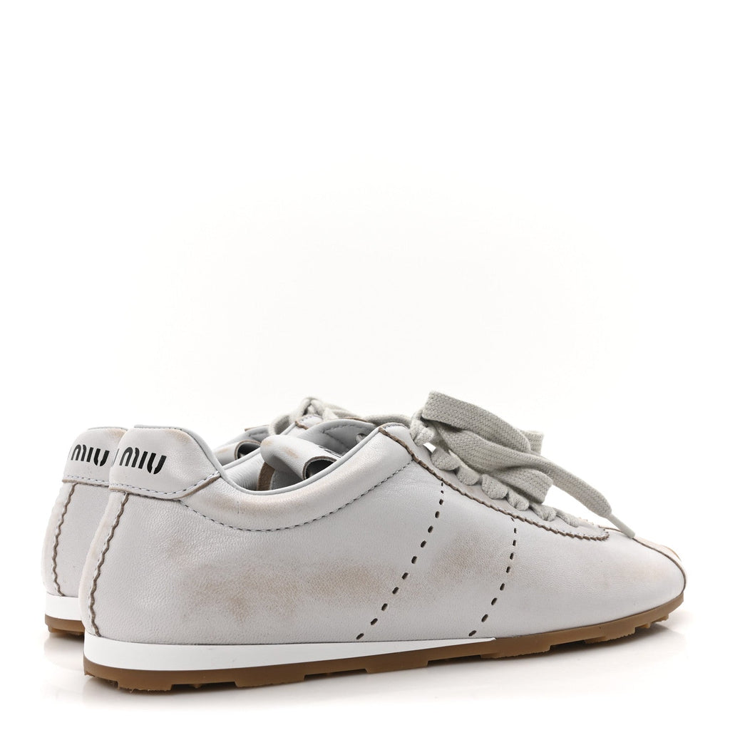 Bleached Calfskin Womens Plume Low Top Sneakers 37 White