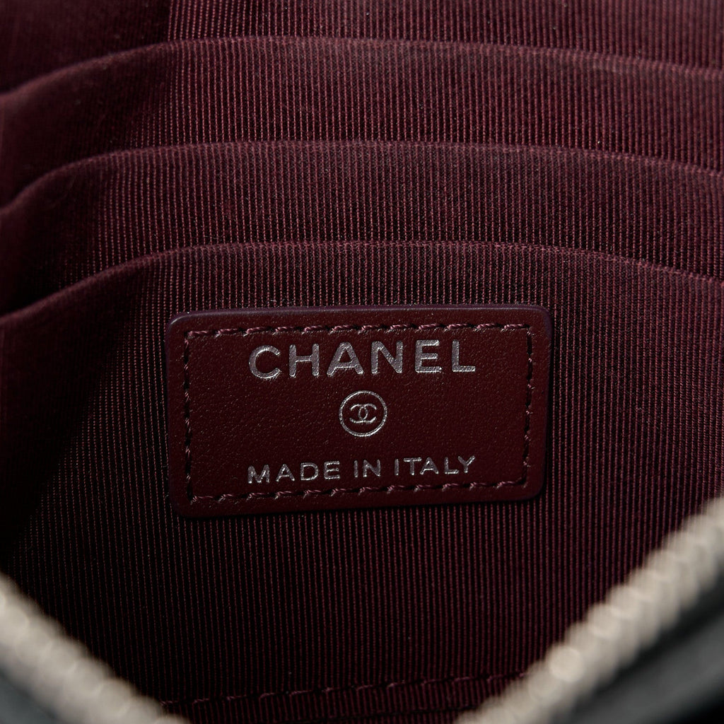 Caviar Quilted Classic Zip Pouch Black