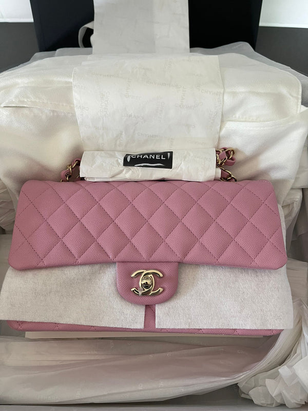 Chanel Classic Flap Bag Medium GHW (Pink)