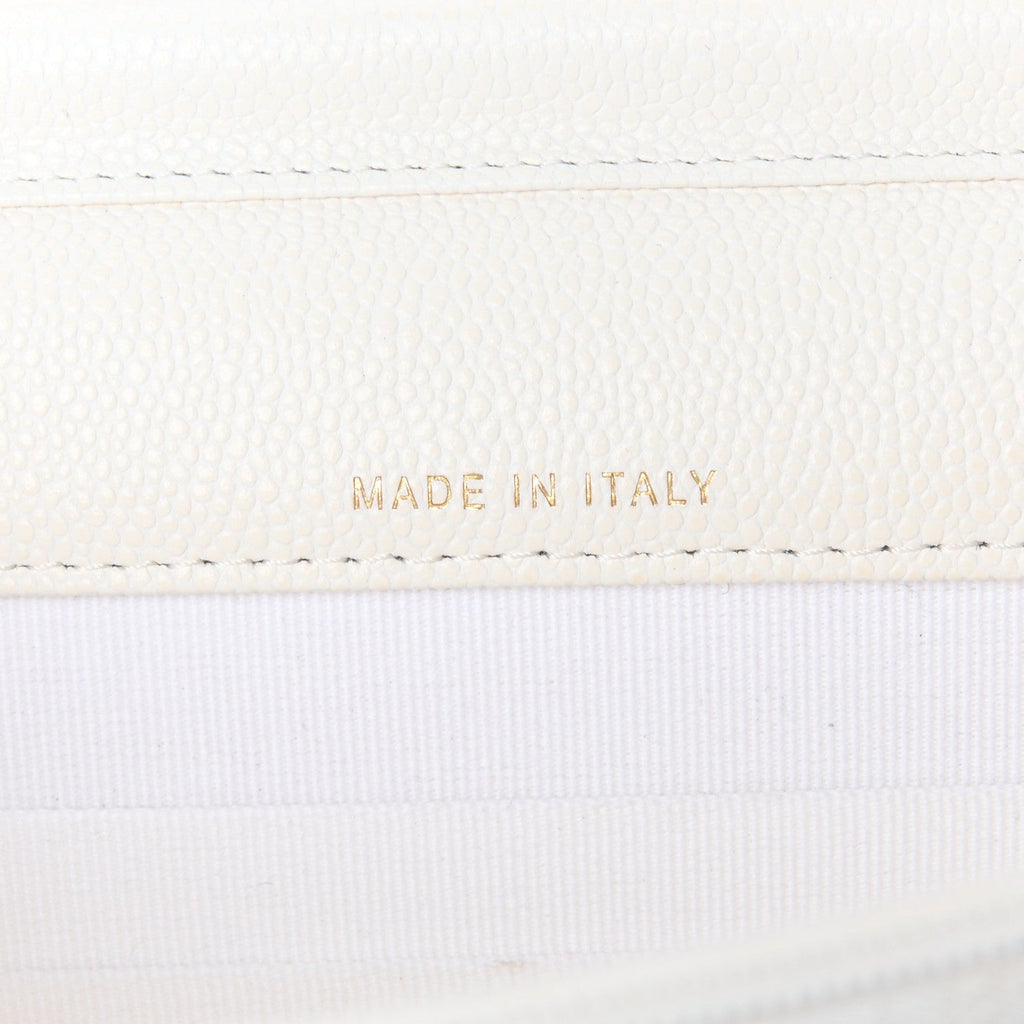 Caviar Quilted Square Wallet On Chain WOC White