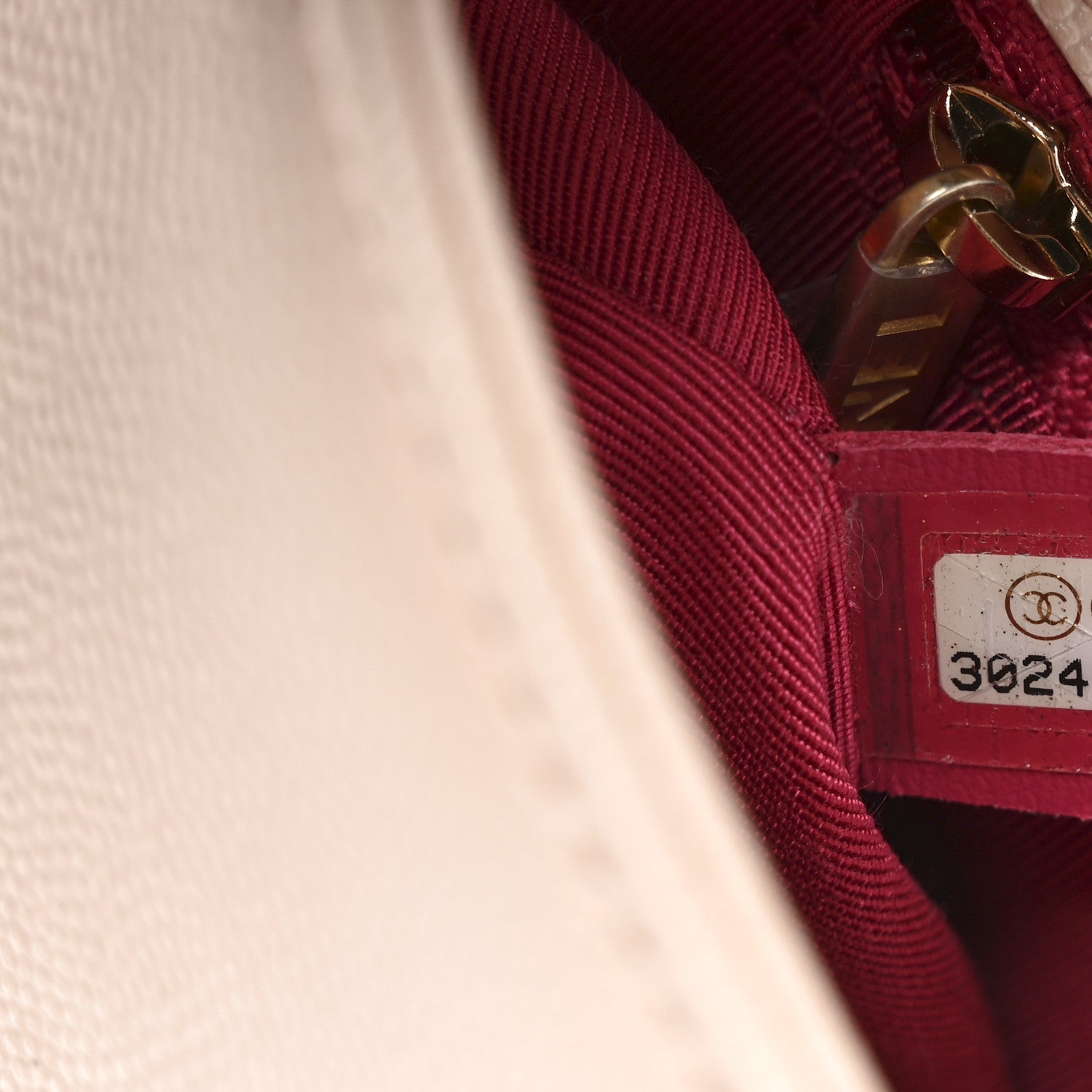 Caviar Quilted Small Fashion Therapy Flap Bag Beige